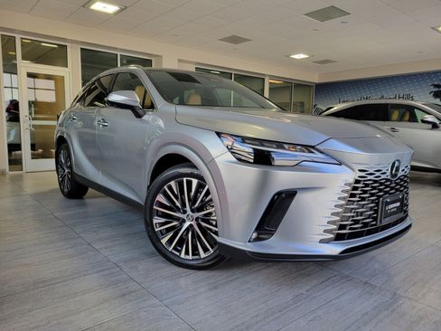 Used 2023 Lexus RX 350 Premium Plus w/ Accessory Package (Z1) image 8