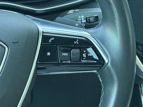 Used 2022 Audi A6 Premium Plus w/ Premium Plus Package image 20