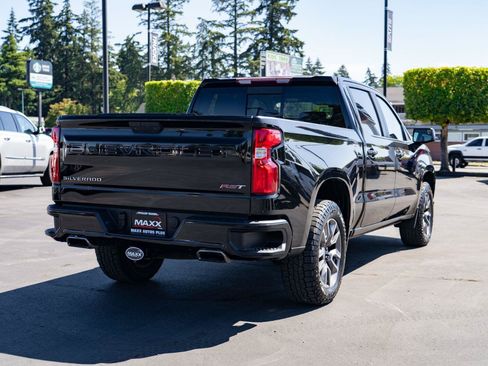 Used 2021 Chevrolet Silverado 1500 RST w/ Convenience Package II AWD/4WD image 10