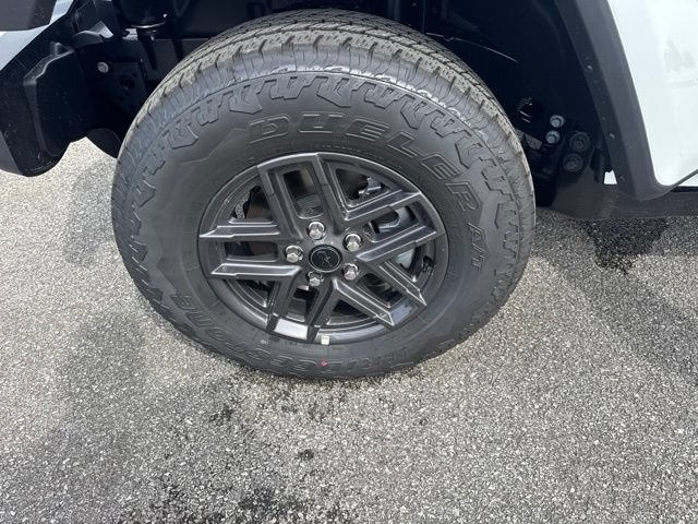 New 2026 Jeep Gladiator Sport AWD/4WD image 15