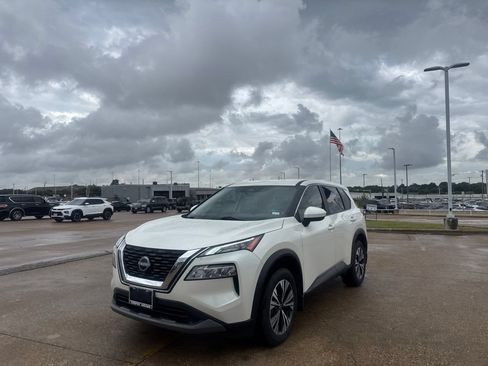 Used 2023 Nissan Rogue SV FWD image 7