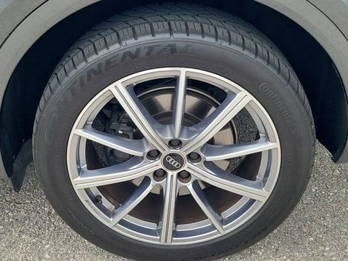 Used 2021 Audi SQ5 Premium Plus w/ Premium Plus Package image 10