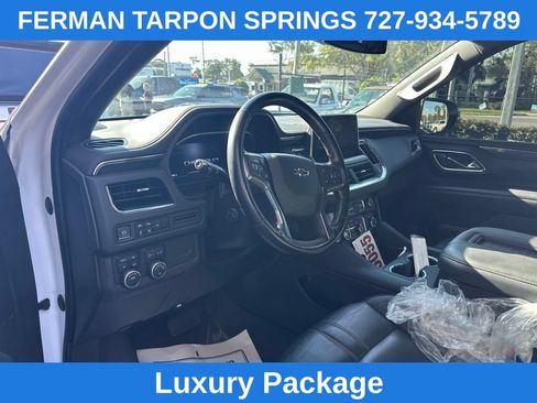 Used 2023 Chevrolet Suburban RST w/ Luxury Package AWD/4WD image 9