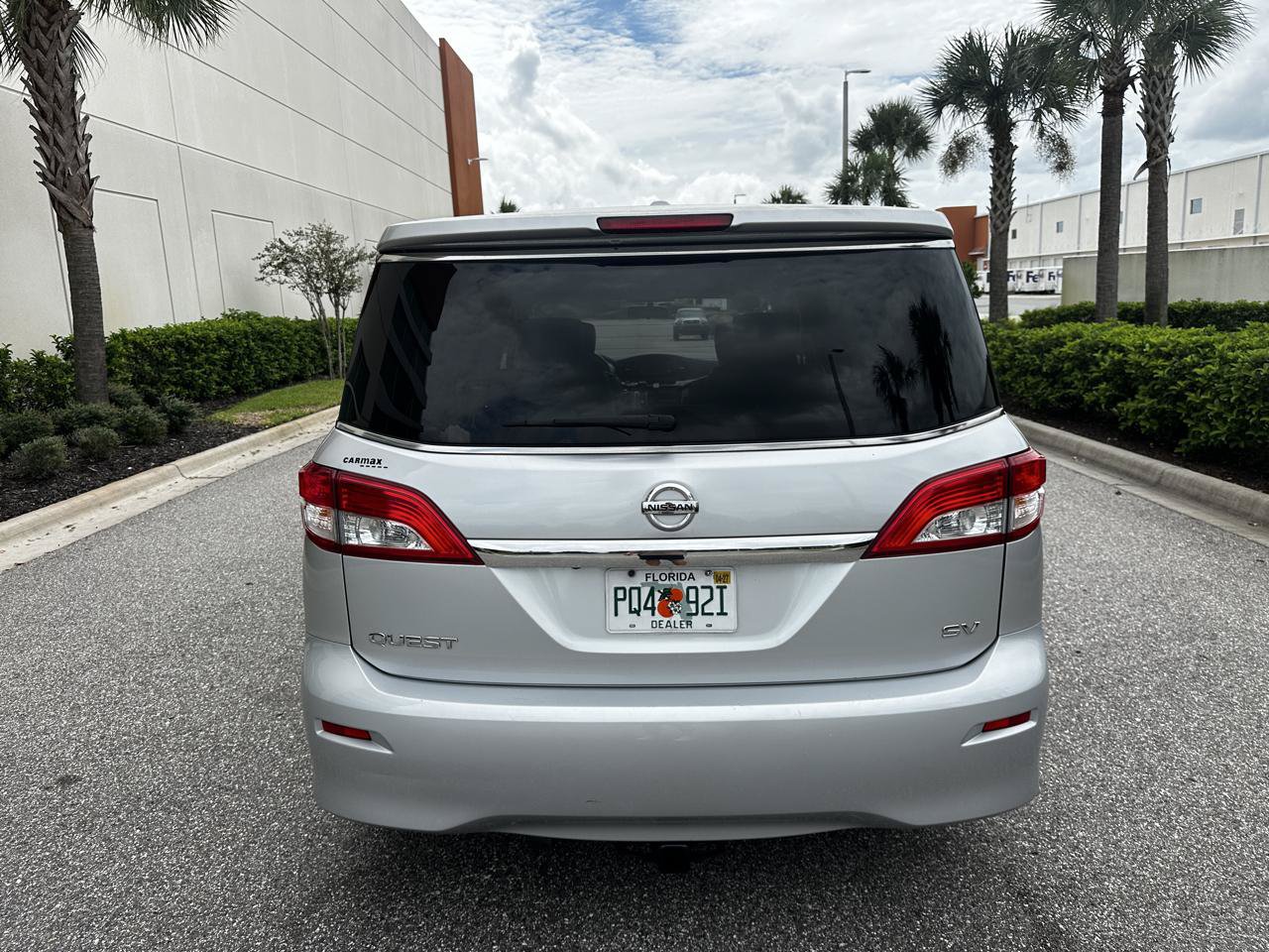 Used 2015 Nissan Quest SV w/ Leather Package FWD image 5