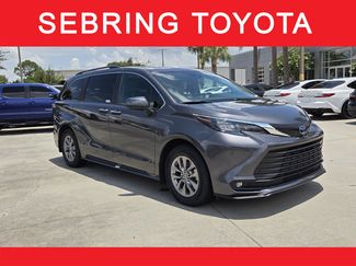 Used 2025 Toyota Sienna XLE FWD video 1