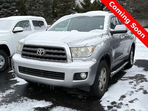 Used 2008 Toyota Sequoia SR5 image 3
