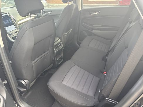 New 2024 Ford Edge SE image 6