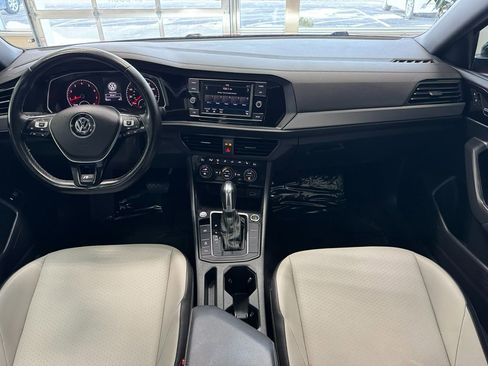 Used 2019 Volkswagen Jetta R-Line w/ R-Line Cold Weather Package image 24