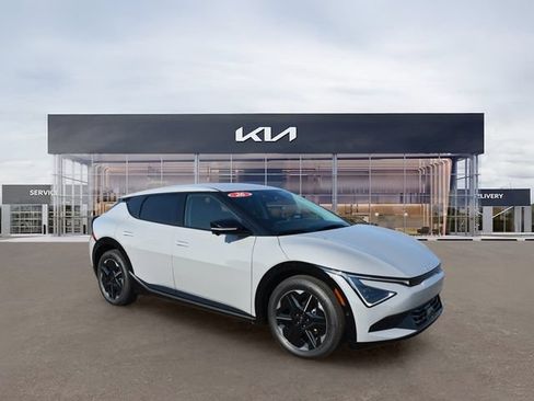 New 2026 Kia EV6 Wind AWD/4WD image 1