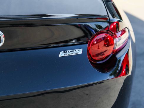 Used 2016 MAZDA MX-5 Miata Club w/ Brembo/BBS Package RWD image 14