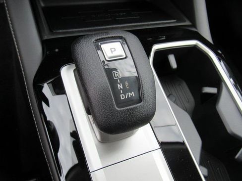 New 2026 Mitsubishi Outlander ES FWD image 19