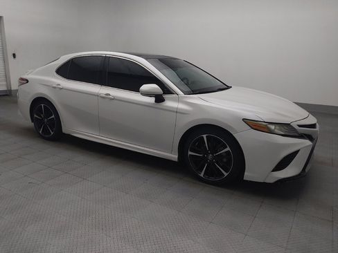 Used 2018 Toyota Camry XSE w/ Audio Package FWD image 10