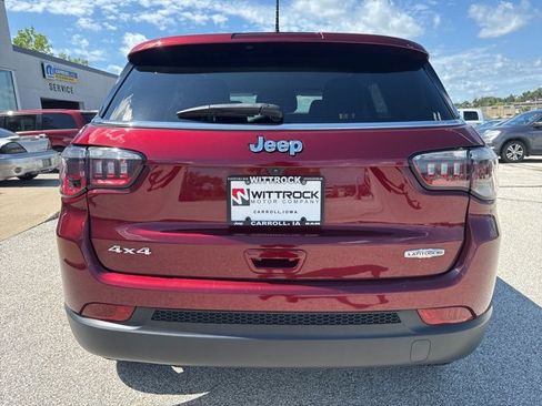 Used 2022 Jeep Compass Latitude image 8