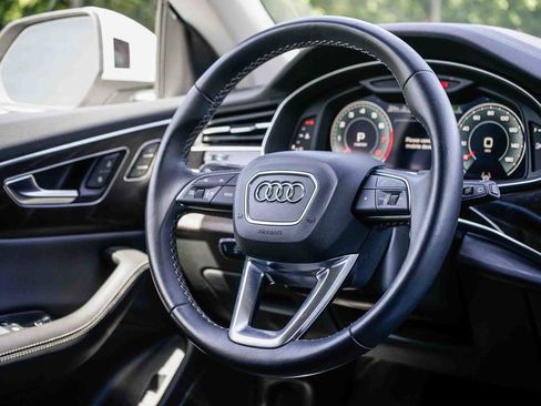 Used 2023 Audi Q8 Premium Plus w/ Premium Plus Package image 15