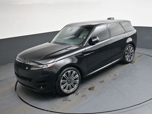 Used 2024 Land Rover Range Rover Sport SE image 24