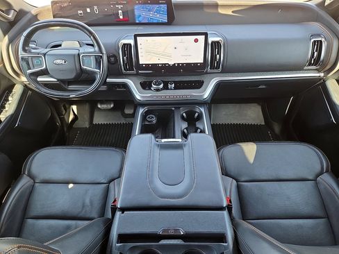 Used 2025 Ford Expedition Tremor AWD/4WD image 14
