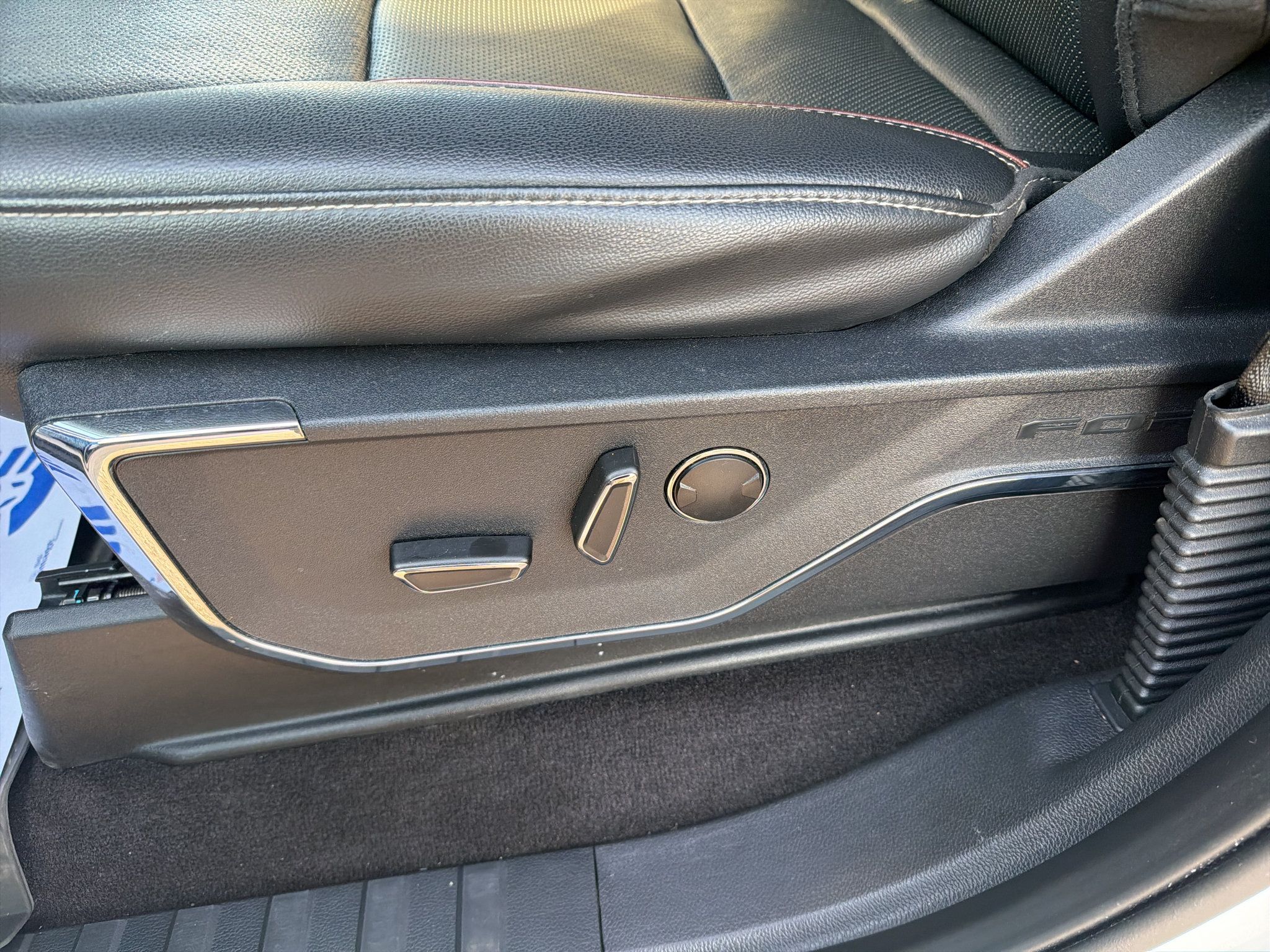 Used 2021 Ford F150 Lariat w/ Equipment Group 502A High AWD/4WD image 12