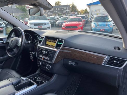 Used 2012 Mercedes-Benz ML 350 4MATIC image 19