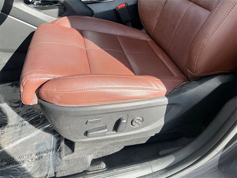 Used 2023 Kia Telluride SX image 20