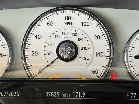 Used 2012 Rolls-Royce Ghost RWD image 19
