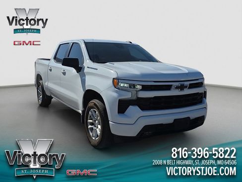 Used 2022 Chevrolet Silverado 1500 RST image 1