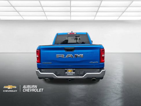 Used 2025 RAM 1500 Big Horn AWD/4WD image 4