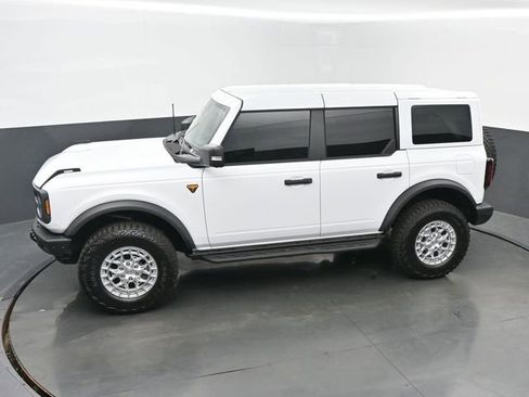 Used 2025 Ford Bronco Badlands AWD/4WD image 37