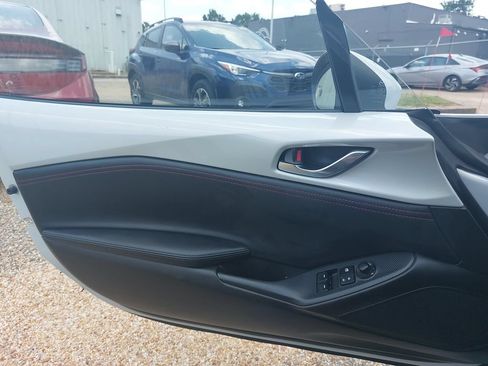 Used 2019 MAZDA MX-5 Miata Grand Touring w/ GT-S Package RWD image 28