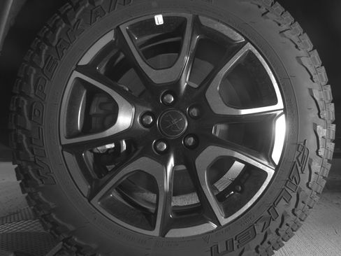 Used 2025 Jeep Compass Trailhawk AWD/4WD image 12