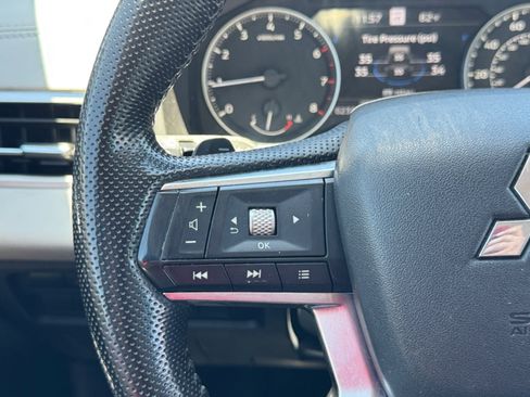 Used 2022 Mitsubishi Outlander SEL AWD/4WD image 22