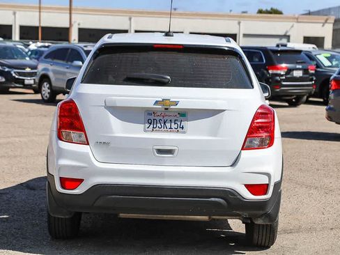 Used 2020 Chevrolet Trax LS w/ LPO, Protection Package FWD image 5