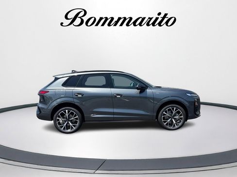 New 2026 Audi Q3 quattro 2.0T AWD/4WD image 2