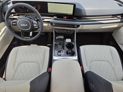New 2026 Kia Carnival EX FWD image 18