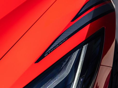 Used 2021 Chevrolet Corvette Stingray Premium Conv w/ Z51 Performance Package image 22