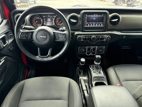 Used 2018 Jeep Wrangler Unlimited Sport S AWD/4WD image 22
