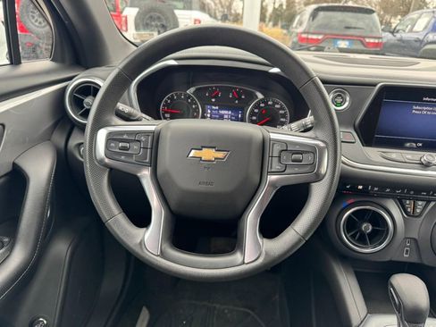 Used 2021 Chevrolet Blazer LT image 12