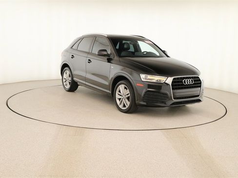 Used 2018 Audi Q3 2.0T Premium w/ Convenience Package image 10
