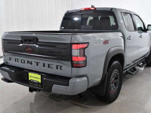 Used 2025 Nissan Frontier PRO-4X w/ Black Accent Package image 12