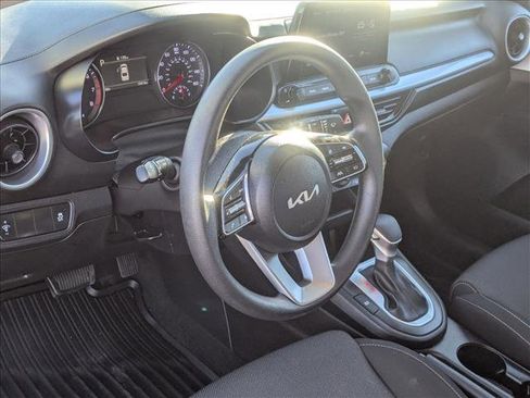 Used 2024 Kia Forte LXS image 10