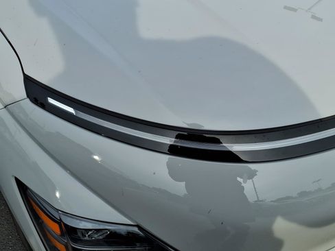 Certified 2024 Hyundai Kona Limited FWD image 13