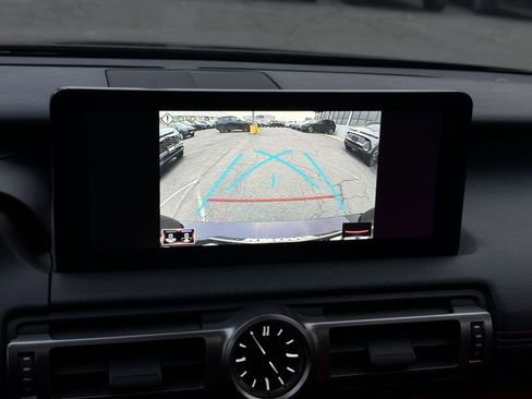 Used 2022 Lexus IS 350 F Sport image 19