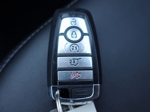 Used 2023 Ford Explorer XLT w/ Equipment Group 202A image 33