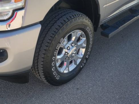 Used 2024 RAM 2500 Laramie w/ Safety Group AWD/4WD image 9