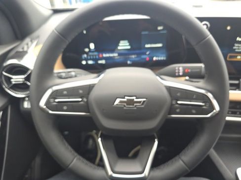 New 2026 Chevrolet Equinox ACTIV w/ Convenience Package III image 19