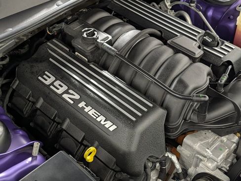 Used 2014 Dodge Challenger SRT8 w/ Harman/Kardon Audio Group RWD image 8
