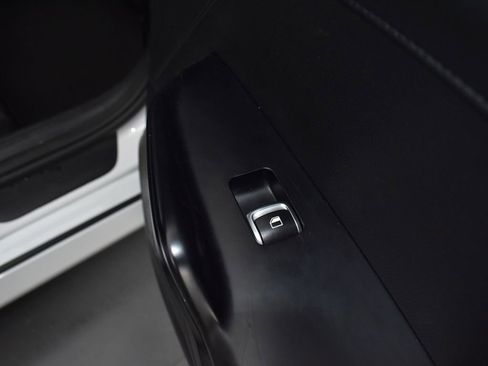 Used 2021 Kia K5 LXS image 13