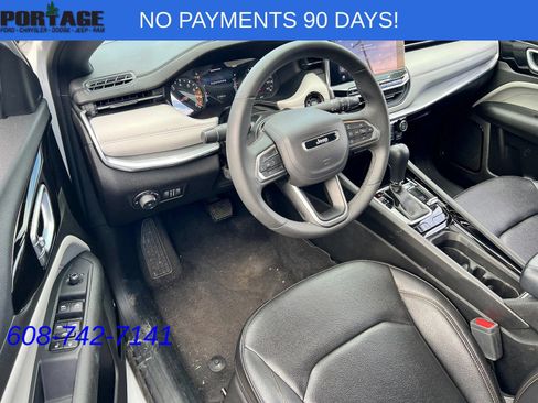Used 2024 Jeep Compass Limited AWD/4WD image 7