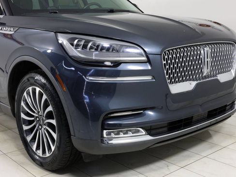 Used 2021 Lincoln Aviator Reserve w/ Class IV Trailer Tow Package AWD/4WD image 38
