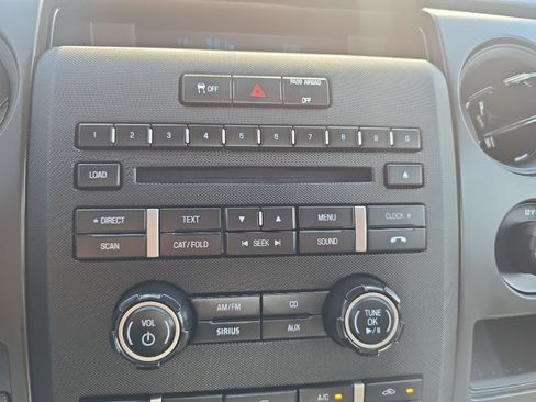 Used 2014 Ford F150 XL w/ Equipment Group 101A Mid RWD image 26