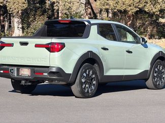 New 2026 Hyundai Santa Cruz SE video 4